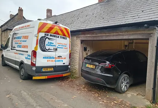NN Mobile Tyres work photo 25